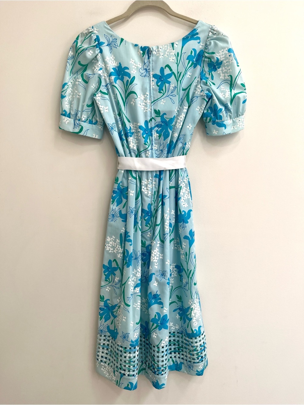 Vintage Lilly Pulitzer 80’s cotton midi dress light blue floral basket weave hem - Picture 2 of 16